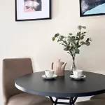 アパート Apartamenty-wroc Center By The Bridge *