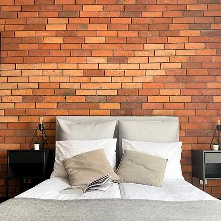 Апартаменти Apartamenty-wroc Center By The Bridge