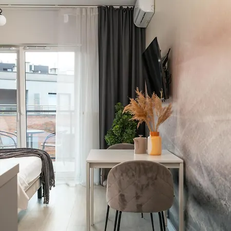 Apartamenty-wroc Center By The Bridge Apartman *